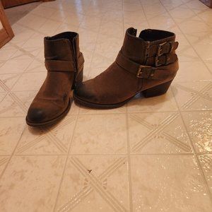 Distressed brown bootie